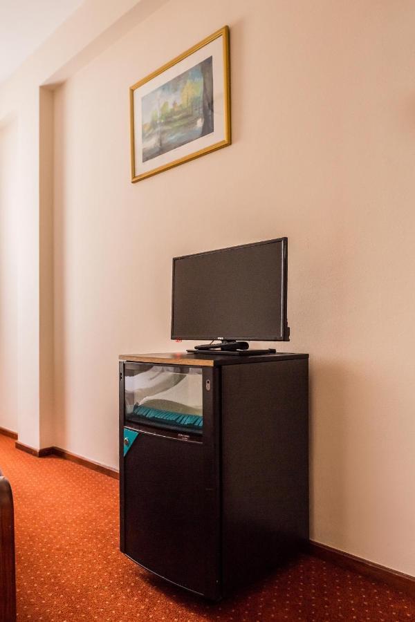 Hotel Carlstadt Karlovac Luaran gambar