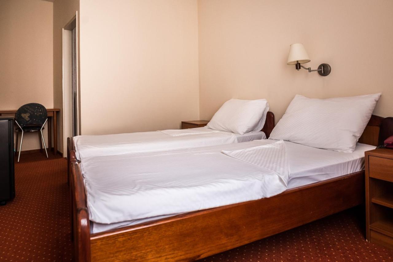 Hotel Carlstadt Karlovac Luaran gambar
