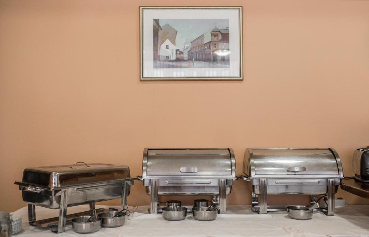 Hotel Carlstadt Karlovac Luaran gambar