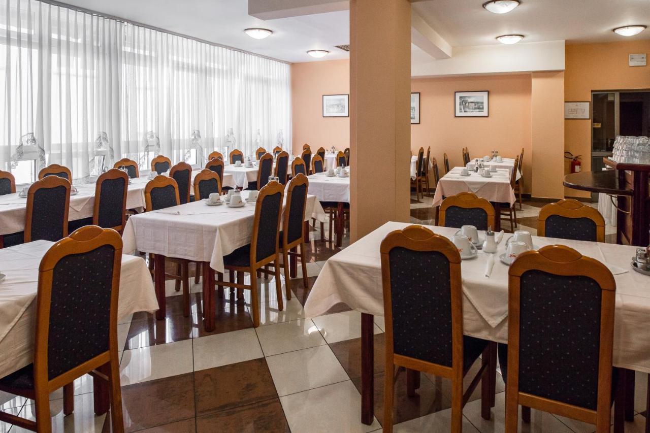 Hotel Carlstadt Karlovac Luaran gambar
