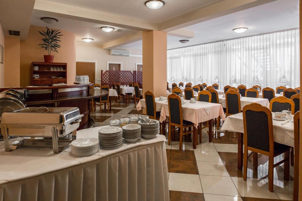 Hotel Carlstadt Karlovac Luaran gambar